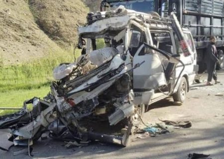 پنج نفر در اثر برخورد دو موتر در ولسوالی شیخ‌علی پروان جان باختند