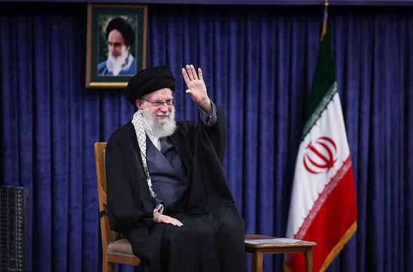 دفتر نشر آثار آیتالله خامنهای: مراسم وداع، تشییع و تدفین رهبر انقلاب اسلامی پس از دهه اول محرم برگزار میشود