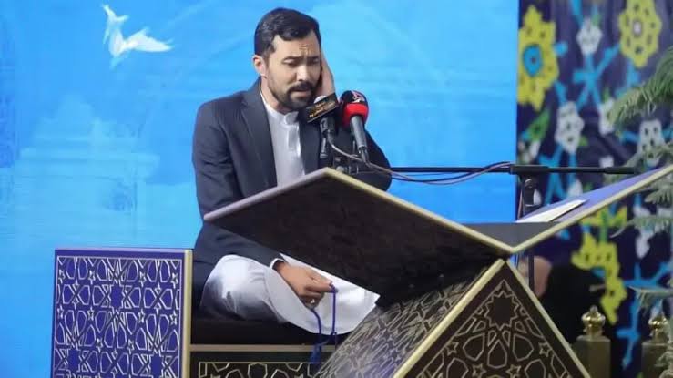 استاد محمدعلی فروغی، قاری افغانستانی مقام نخست مسابقات بین‌المللی قرآن در عراق را کسب کرد