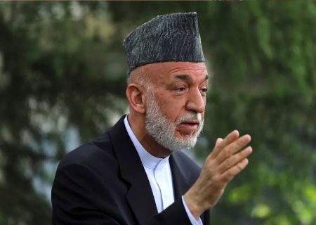 حامد کرزی از فراغت ۷۴ دختر افغانستان از دانشگاه‌های امریکا و حمایت قطر قدردانی کرد