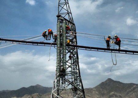 رهبر طالبان برنامه پنج‌ساله توسعه انرژی برق افغانستان را منظور کرد