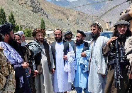 جمعه‌خان فاتح پس از دیدار با مقام‌های طالبان در فیض‌آباد، به ولسوالی نسی بازگشت