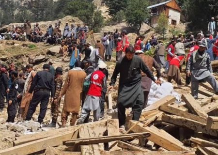 ادامه جست‌وجوی ناپدیدشدگان سیلاب نورستان؛ شمار قربانیان به ۲۳ تن رسید