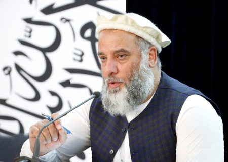 نورالدین عزیزی: افغانستان در تولید ۳۰۰ نوع کالا به خودکفایی رسیده است