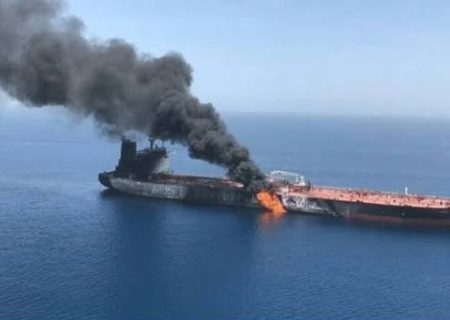 حملات همزمان به بحرین، عربستان و باب‌المندب؛ نفتکش سعودی هدف قرار گرفت