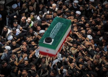 الاخبار: واشینگتن از گستردگی مراسم تشییع امام شهید در عراق ناخشنود است