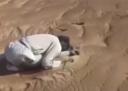 جان‌باختن ۵ نفر در پی تشنگی و گرمای شدید در مسیر قاچاقی به ایران؛ سرنوشت ۱۴ نفر نامعلوم است