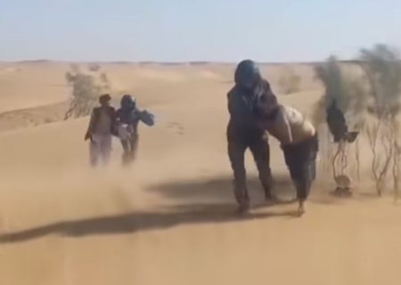 نجات سه تن از مهاجران ناپدیدشده در ریگستان‌های هلمند/ جست‌وجو برای یافتن ۱۱ نفر ادامه دارد