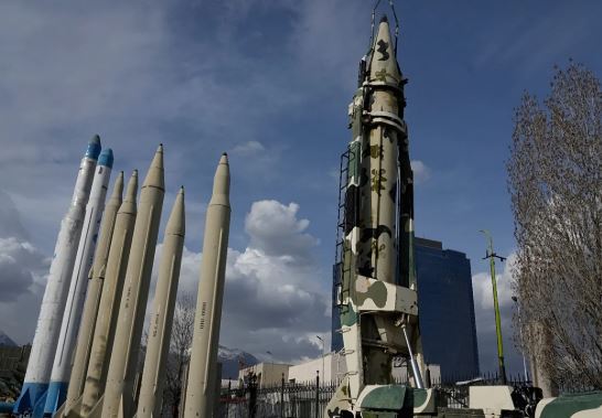 رویترز: هشدار ایران به کشور‌های عربی، باعث توقف حمله آمریکا شد