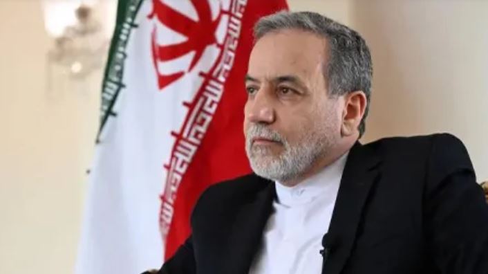 عراقچی: عاشورا نماد عدالتخواهی است و ایران در برابر حملات امریکا و اسرائیل ایستاده میماند