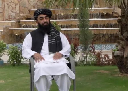 ذبیح‌ الله مجاهد نام واقعی خود را فاش کرد