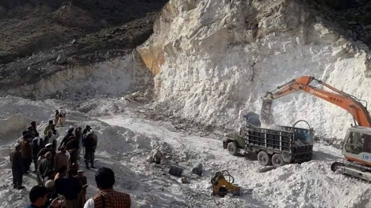 ریزش معدن طلا در بدخشان یک قربانی گرفت