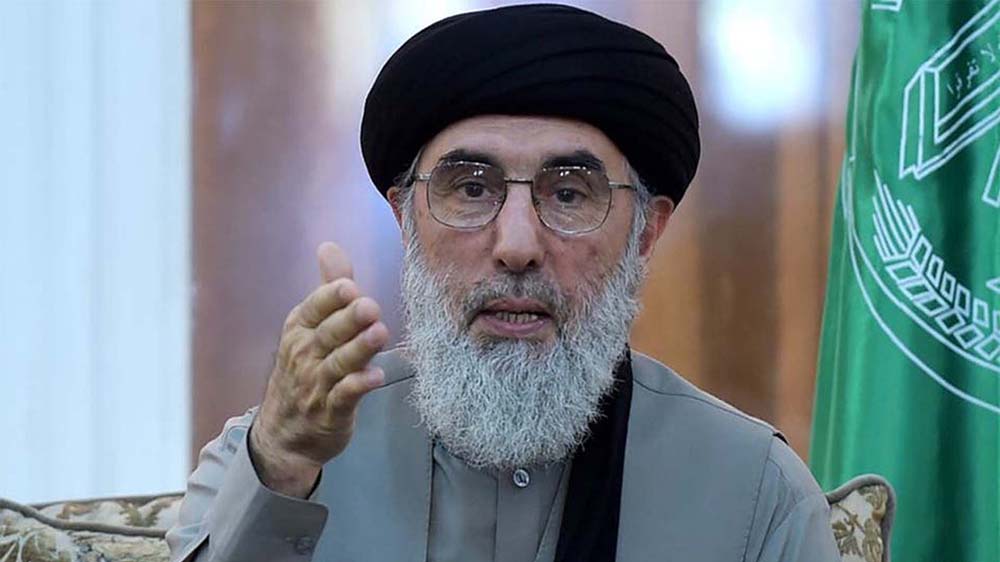 گلبدین حکمتیار به اعضای حزب اسلامی: یا با طالبان باشید یا با حزب اسلامی