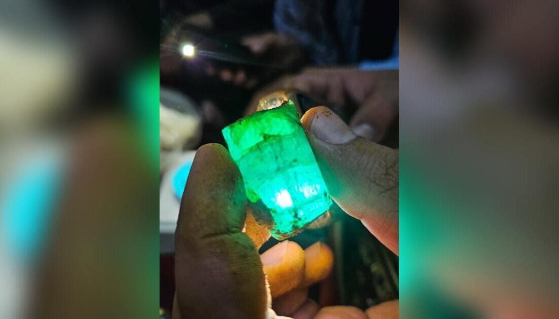 فروش بیش از ۱۱ هزار قیراط زمرد پنجشیر به ارزش ۳۰۷ میلیون افغانی توسط طالبان