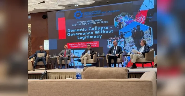 نشست مخالفان طالبان در اسلام‌آباد؛ تأکید بر تشکیل حکومت فراگیر در افغانستان