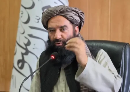 نورالله نوری: طالبان آماده گفت‌وگو با مخالفان است