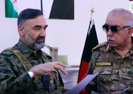 تنش لفظی دوستم و عطامحمد نور: اگر توان مقابله با طالبان را ندارید، سکوت کنید