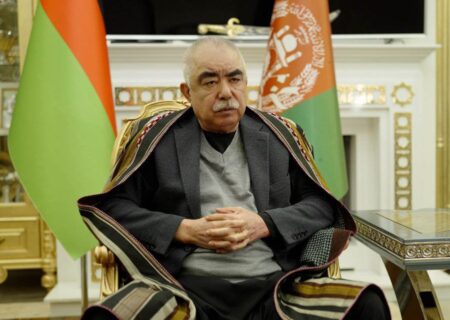 مارشال دوستم: تخلیه حوزه خاتم‌النبیین و بازداشت استادان و شاگردان، تبعیض و زورگویی است