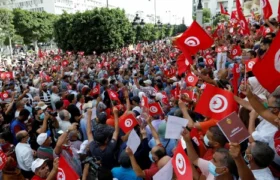 تونسی‌ها در حمایت از یمن  و محور مقاومت به خیابان آمدند