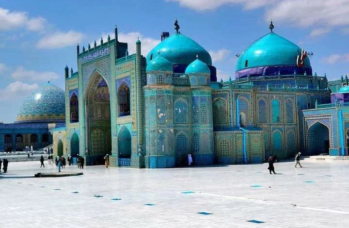 برکناری امام منتقد روضه مزار شریف به دستور رهبر طالبان