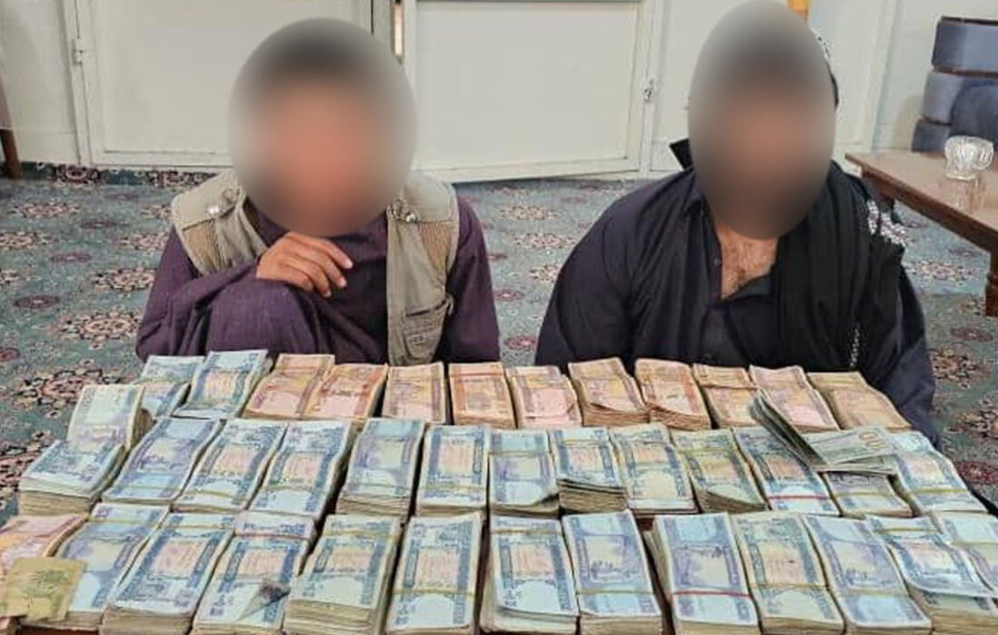 چهار نفر در پیوند به سرقت نزدیک به سه میلیون افغانی از صرافی در فراه بازداشت شدند
