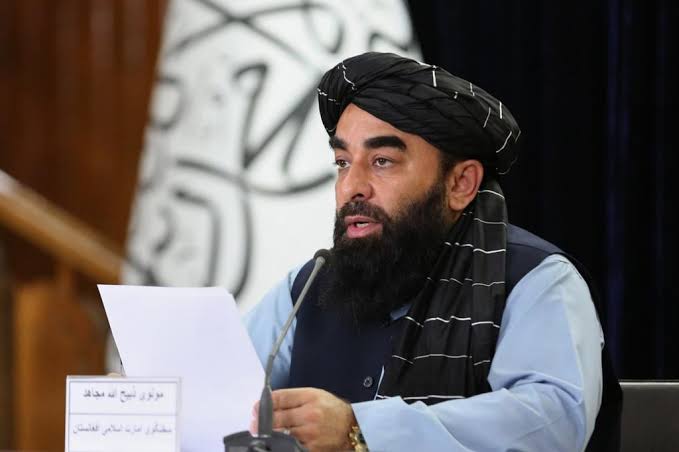 مجاهد: منتشر نشدن برخی مطالب به معنای سانسور رسانه‌ها نیست