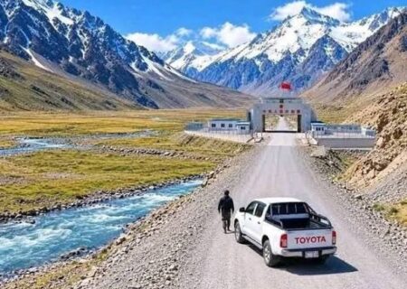 سرک ترانزیتی افغانستان ـ چین با هزینه ۳۶۵ میلیون افغانی به بهره‌برداری رسید