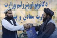 قرارداد استخراج تالک در ننگرهار با سرمایهگذاری اجتماعی بیش از ۳۰۳ هزار دالر امضا شد