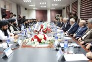 افغانستان و ایران درباره گسترش همکاری در بخش آب و انرژی گفت‌وگو کردند