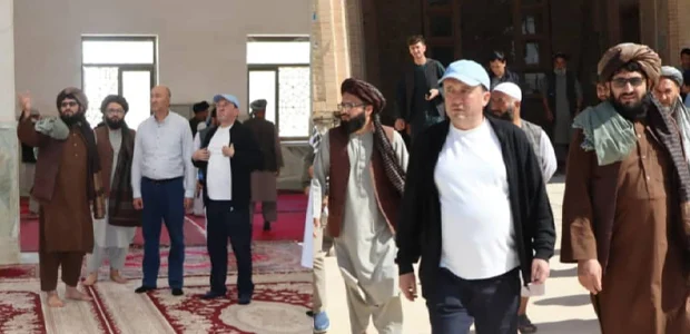 هیأت فرهنگی اوزبیکستان برای بررسی و بازسازی آبدات تاریخی به سرپل سفر کرد