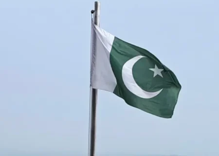 ضرب‌الأجل پاکستان برای خروج پزشکان و دانشجویان پزشکی افغانستانی تا ۱۰ اکتبر