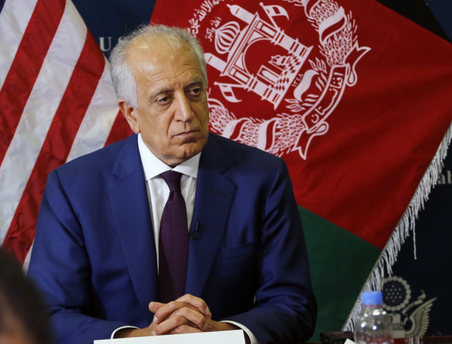 تقاضای خلیلزاد از طرف‌های درگیر برای کاهش خشونت در افغانستان